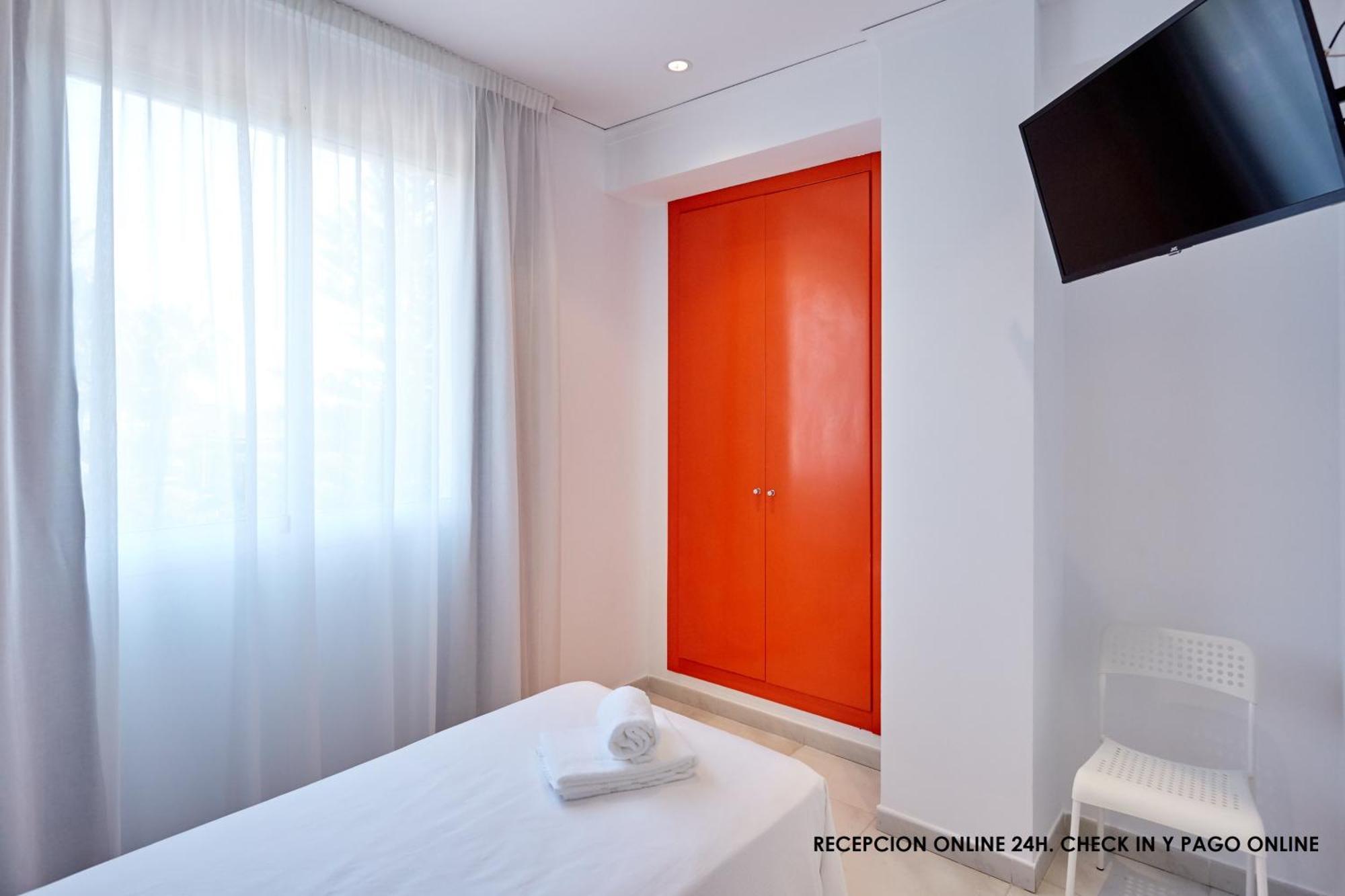 Hotel Dl Port 2*